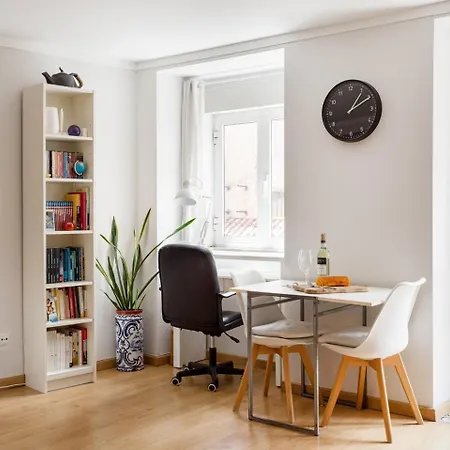 Alfama 2br Near Se & Terreiro Do Paco * Lisbon