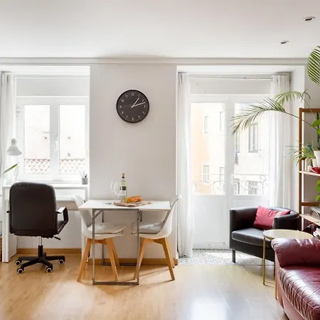 Alfama 2br Near Se & Terreiro Do Paco * Lisbon