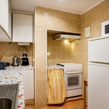 Alfama 2br Near Se & Terreiro Do Paco Apartment *